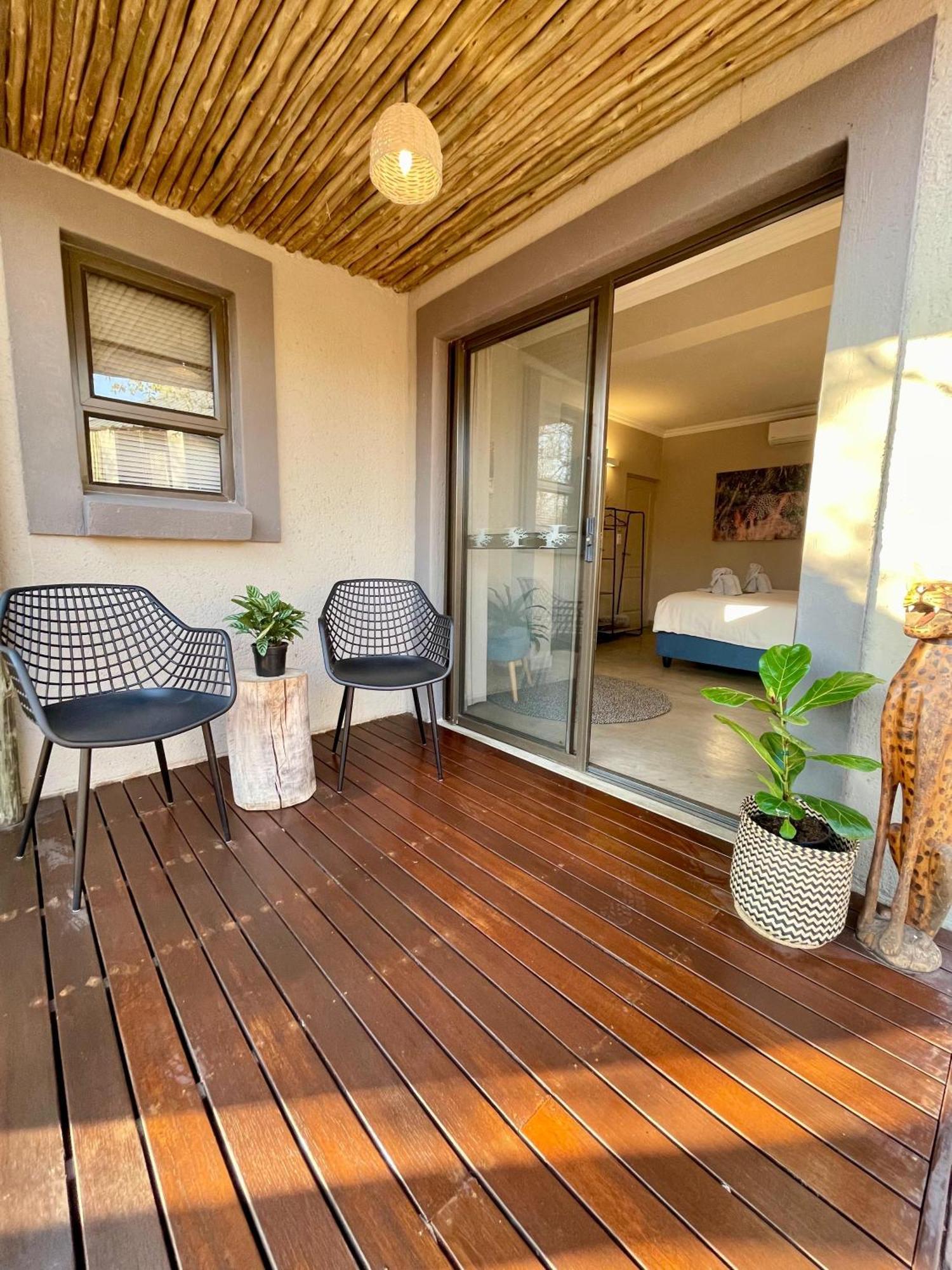 THE BAOBAB BUSH LODGE, no self catering, tv in lapa Hoedspruit Exterior foto