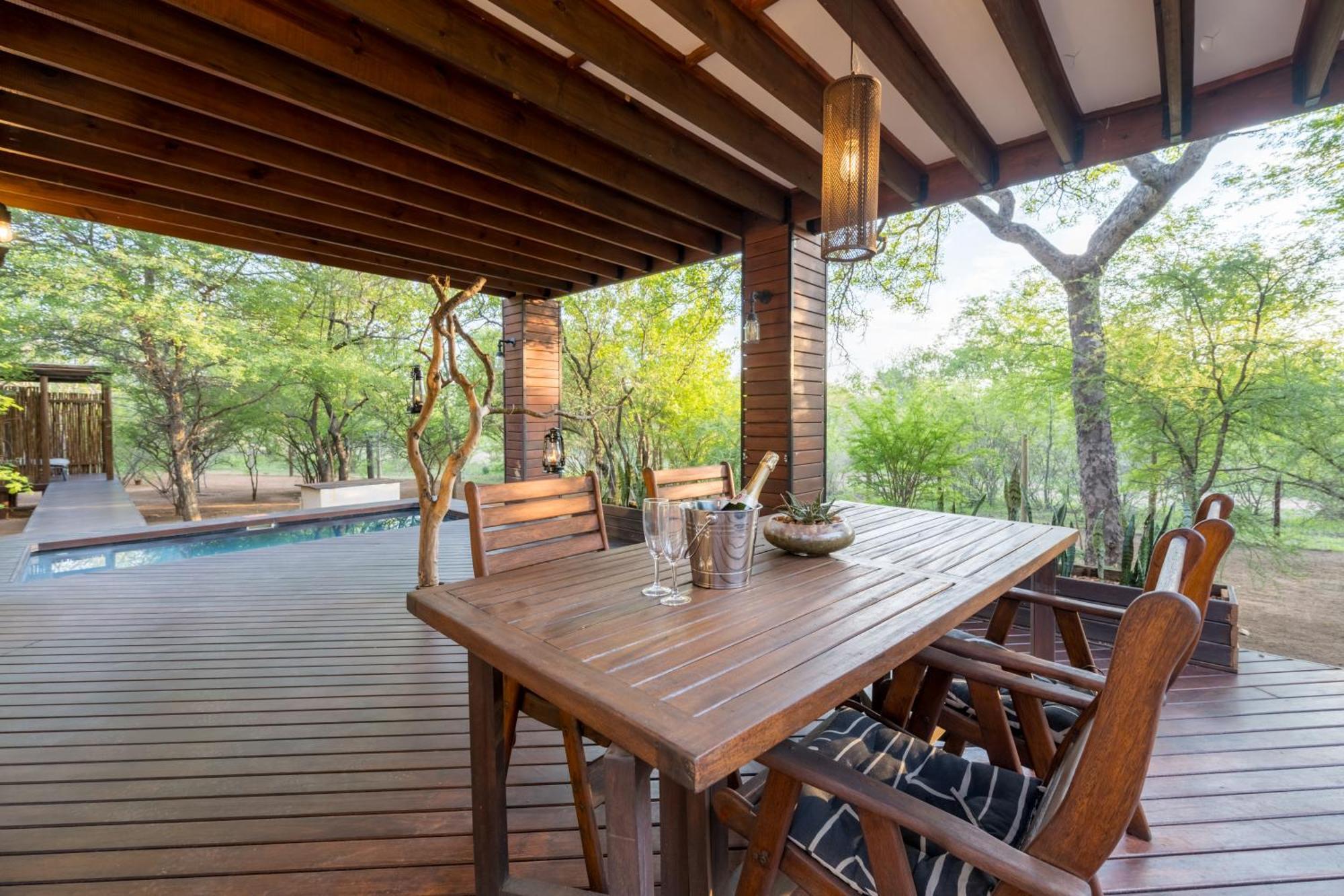 THE BAOBAB BUSH LODGE, no self catering, tv in lapa Hoedspruit Exterior foto